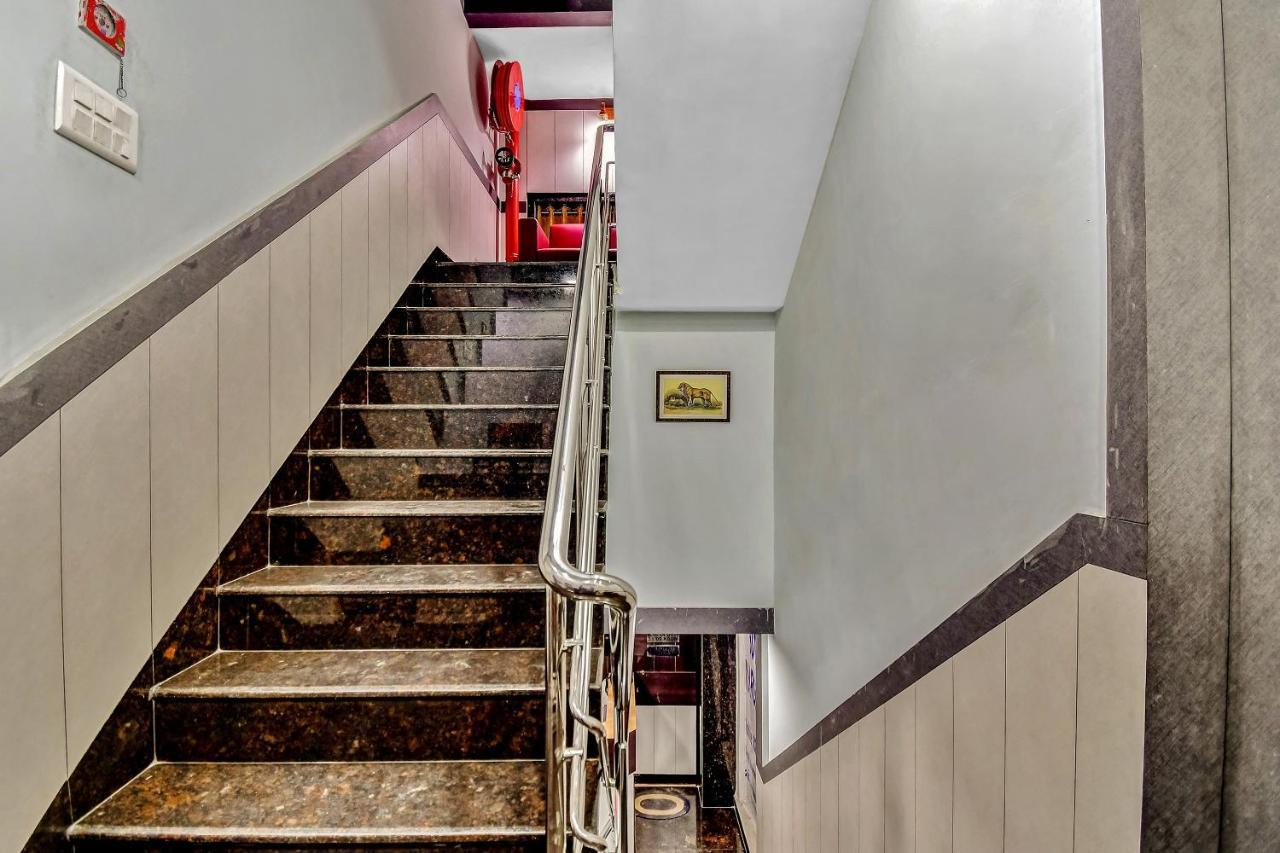 Hotel Margaret, Колката Екстер'єр фото